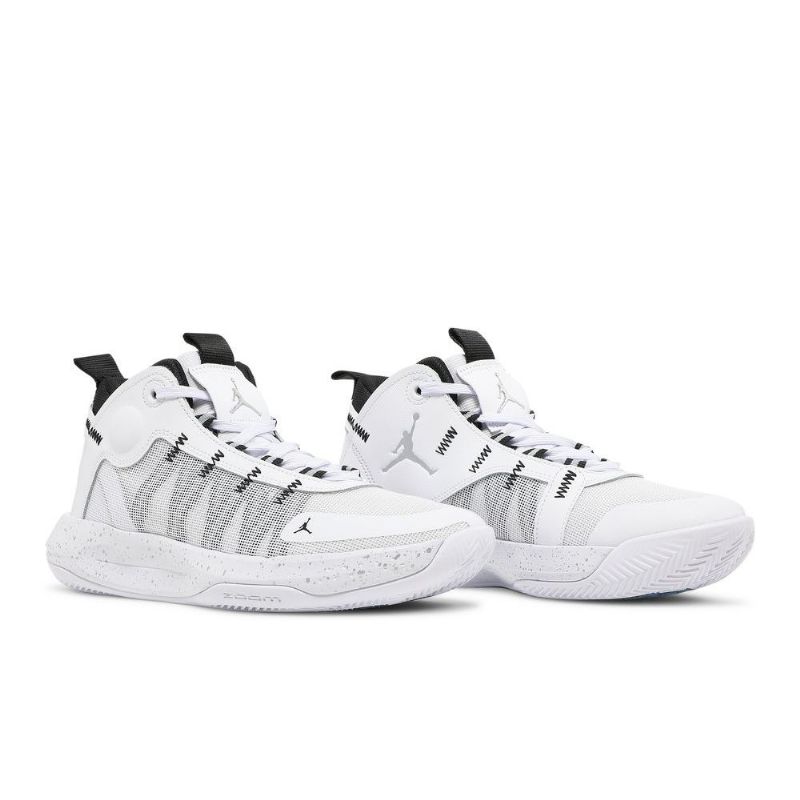 Air Jordan Jumpman 2020 Hvit Svart Rød Herresko