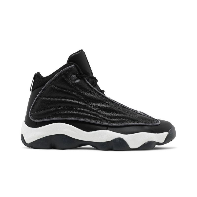 Air Jordan Pro Strong Svart Hvit Grå Herresko