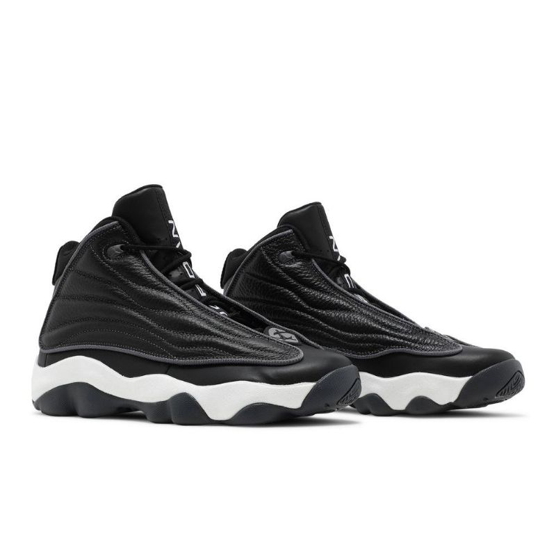 Air Jordan Pro Strong Svart Hvit Grå Herresko
