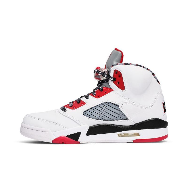 Air Jordan 5 Retro Hvit Rød Svart Sølv Herresko