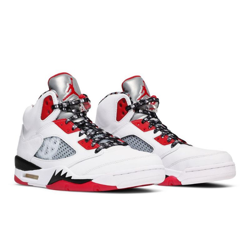 Air Jordan 5 Retro Hvit Rød Svart Sølv Herresko