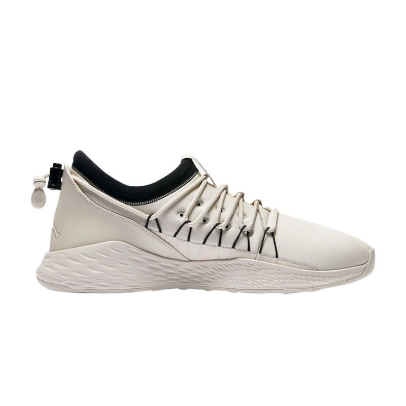 Air Jordan 23 Formel 23 Toggle Beige Svarte Herresko