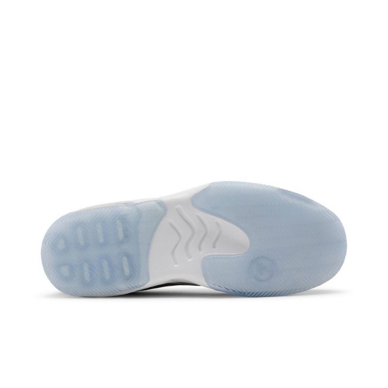 Air Jordan Max Aura 2 Hvit Svart Rød Herresko