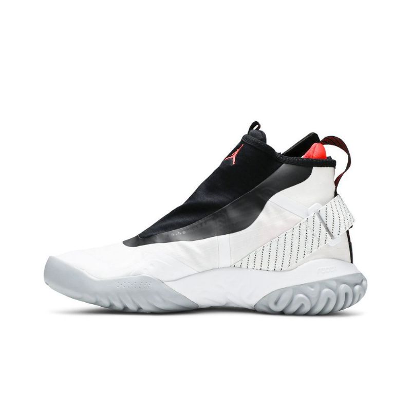 Air Jordan Proto React Z Hvit Svart Rød Herresko