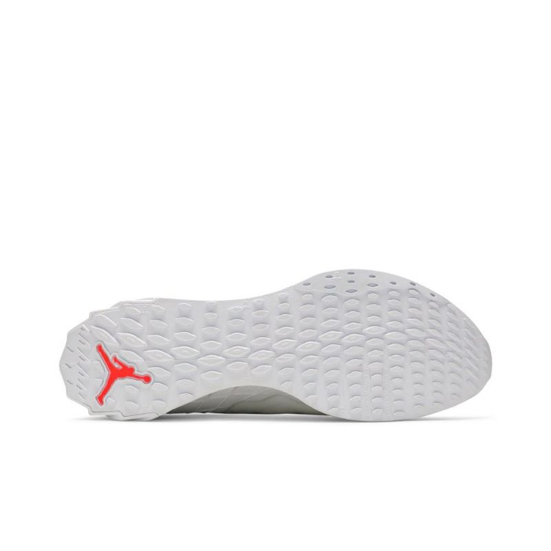 Air Jordan Zoom Trunner Ultimate Hvit Rød Herresko