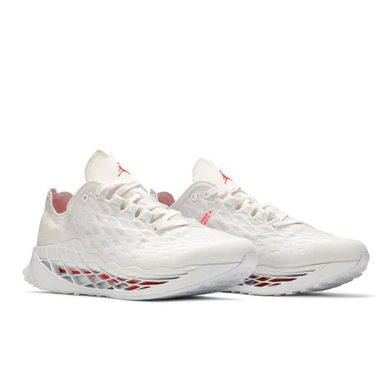 Air Jordan Zoom Trunner Ultimate Hvit Rød Herresko
