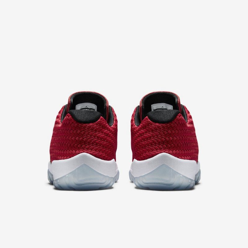 Air Jordan Future Lav Rød Hvit Svart Herresko