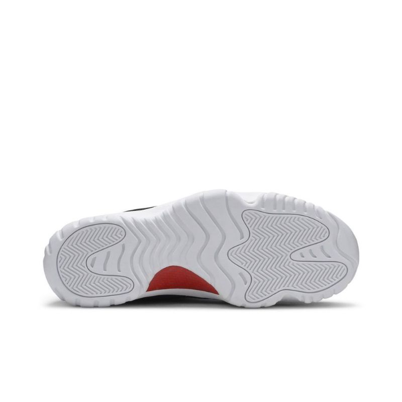 Air Jordan Future Low Svart Rød Hvit Herresko