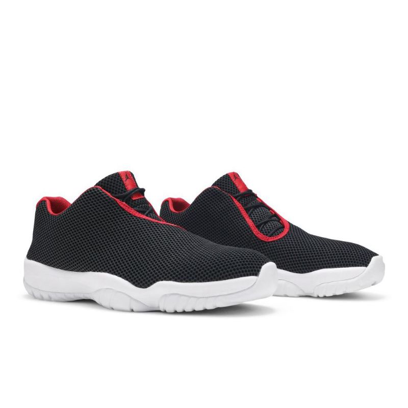 Air Jordan Future Low Svart Rød Hvit Herresko