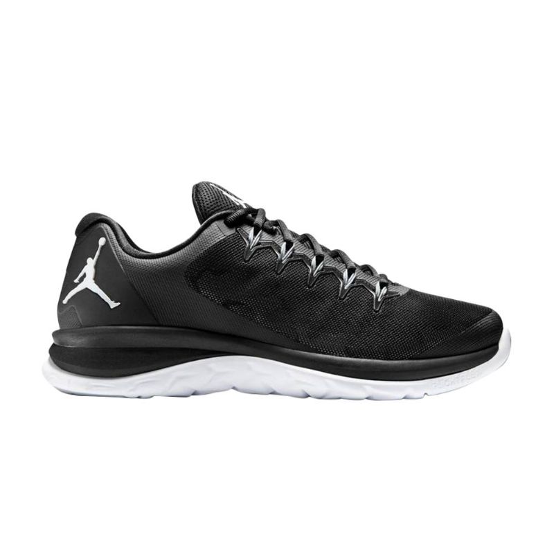 Air Jordan Flight Runner 2 Svart Hvit Herresko