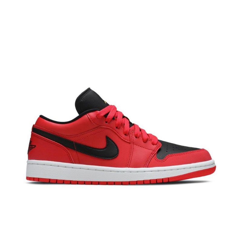 Air Jordan 1 Lav Rød Svart Hvit Damesko