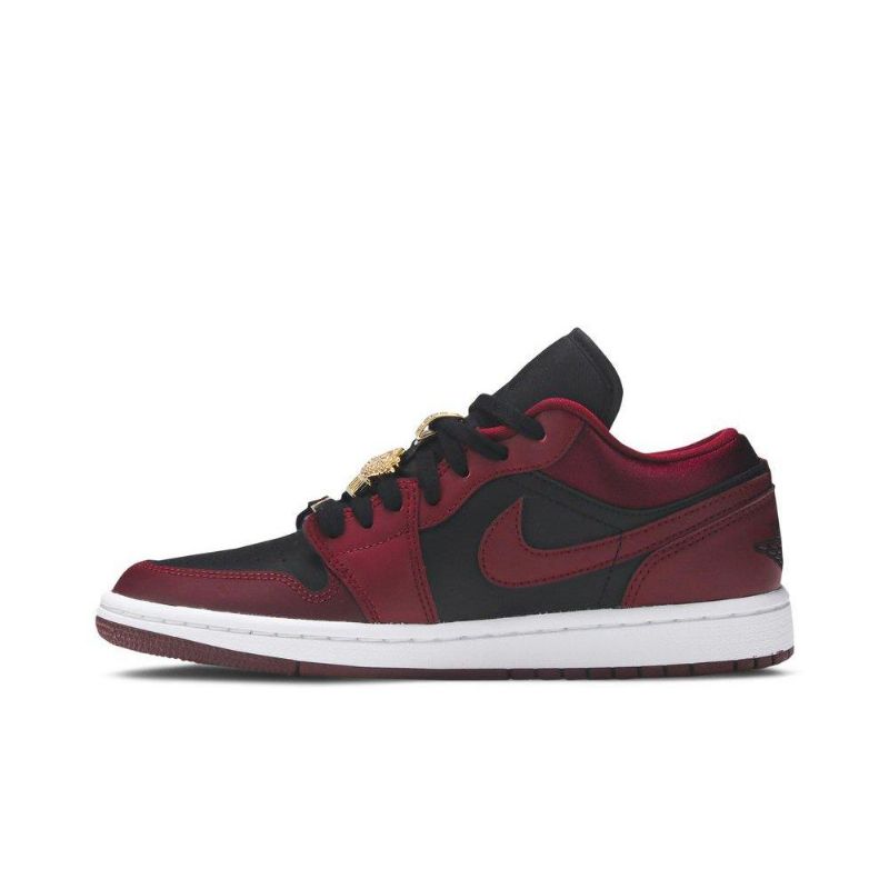 Air Jordan 1 Low Se Bordeaux Svart Hvit Damesko