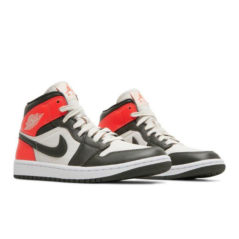 Air Jordan 1 Mid Se Brun Rød Hvit Damesko