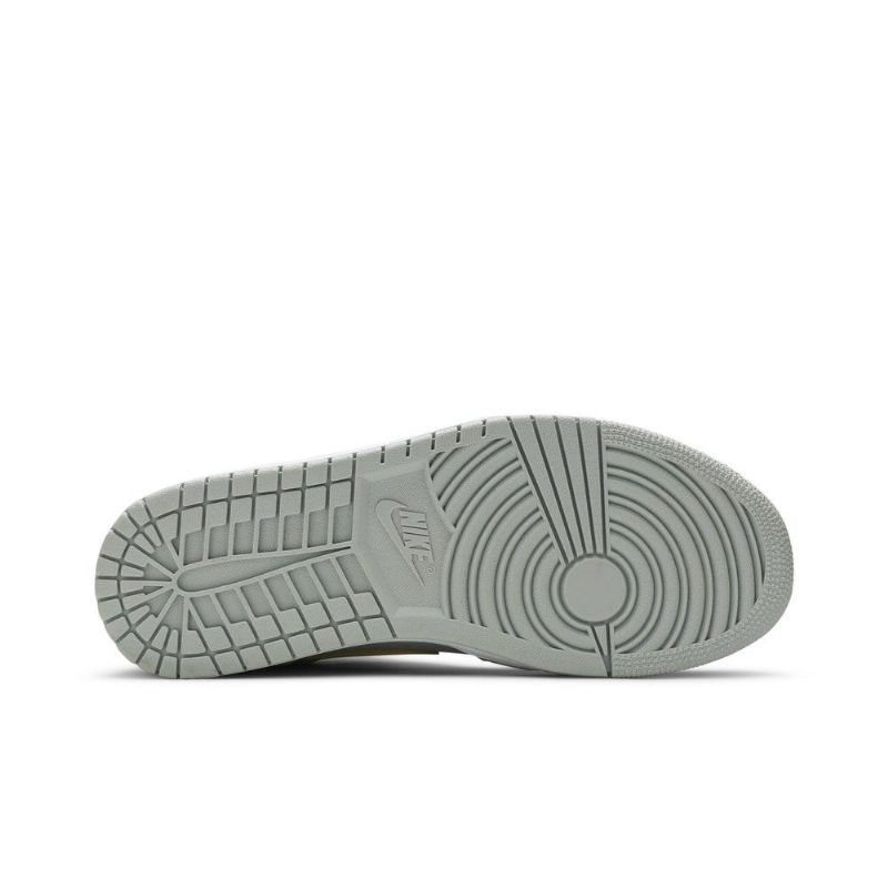 Air Jordan 1 Mid Se Grå Gule Herresko