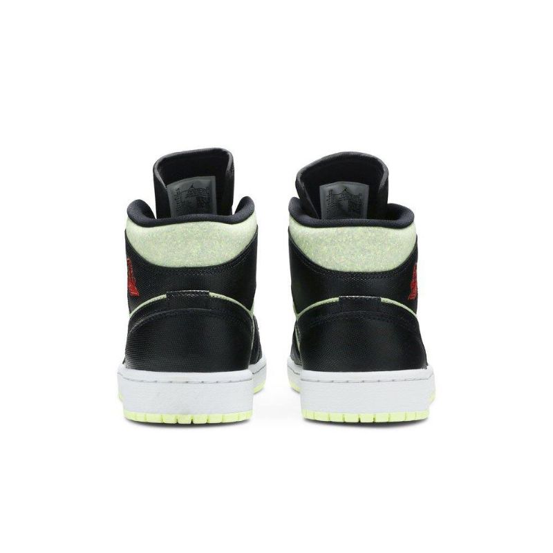 Air Jordan 1 Mid Se Svart Grønn Rød Damesko