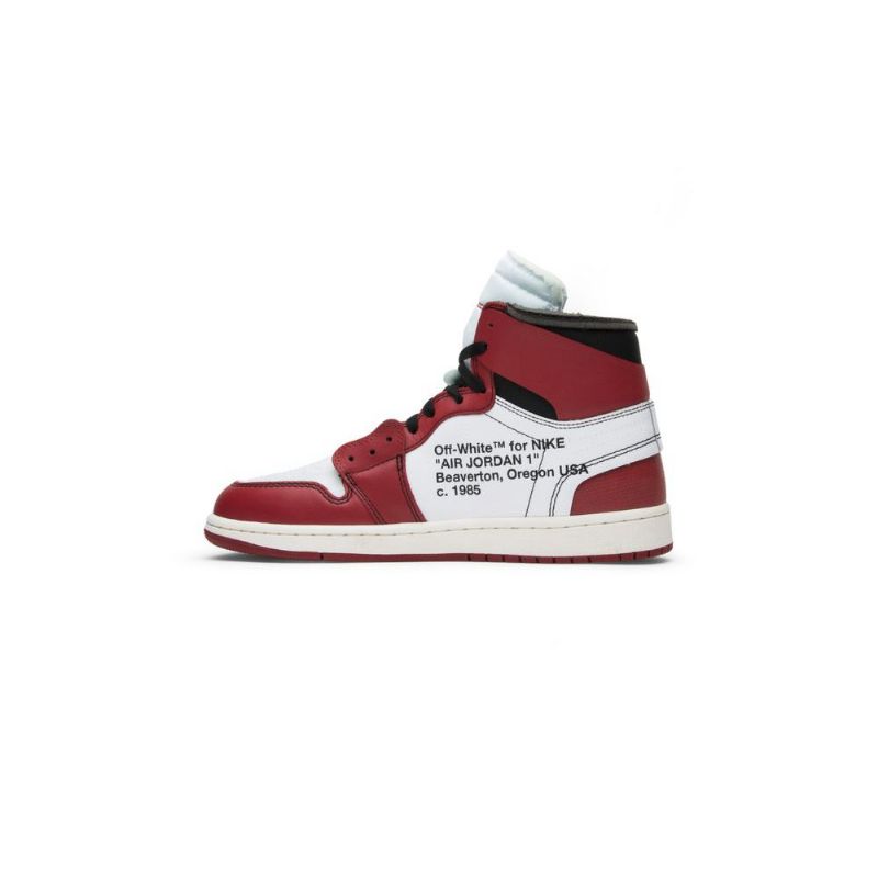Air Jordan 1 Off-hvit Retro Høy Og Hvit Svart Rød Herresko