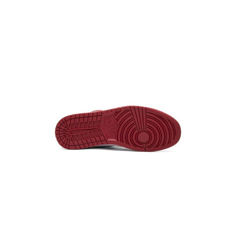 Air Jordan 1 Retro Høy Og Hvit Rød Svart Herresko