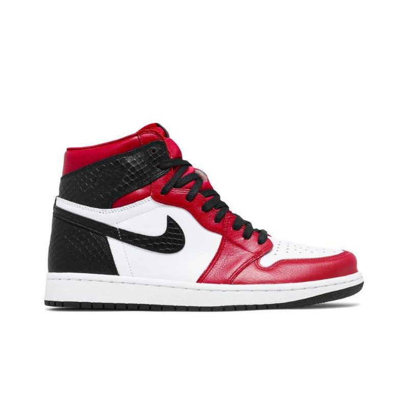 Air Jordan 1 Retro Høy Og Rød Hvit Svart Damesko