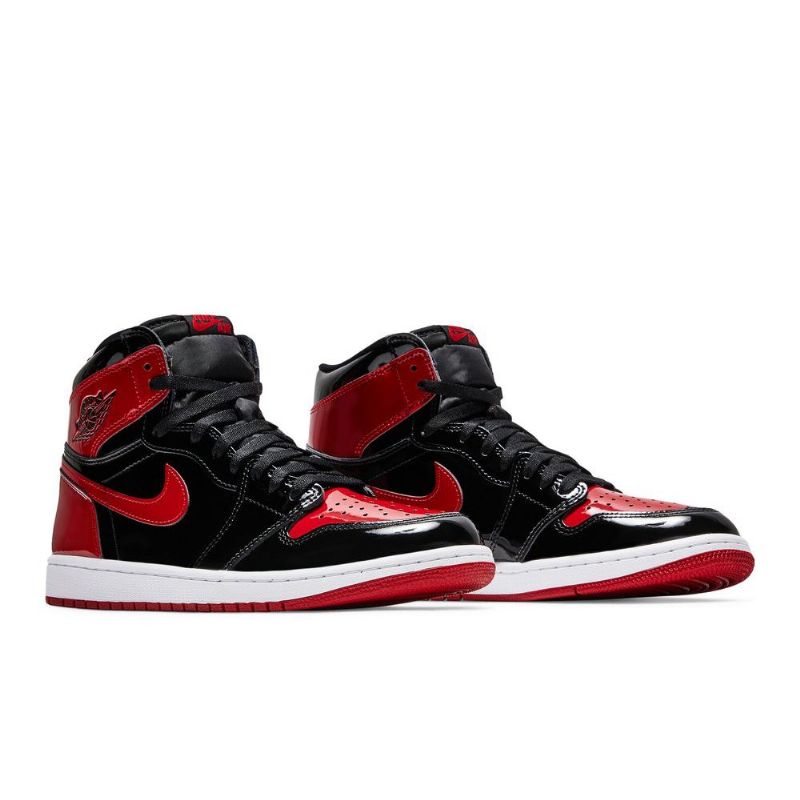 Air Jordan 1 Retro Høy Og Svart Rød Hvit Herresko