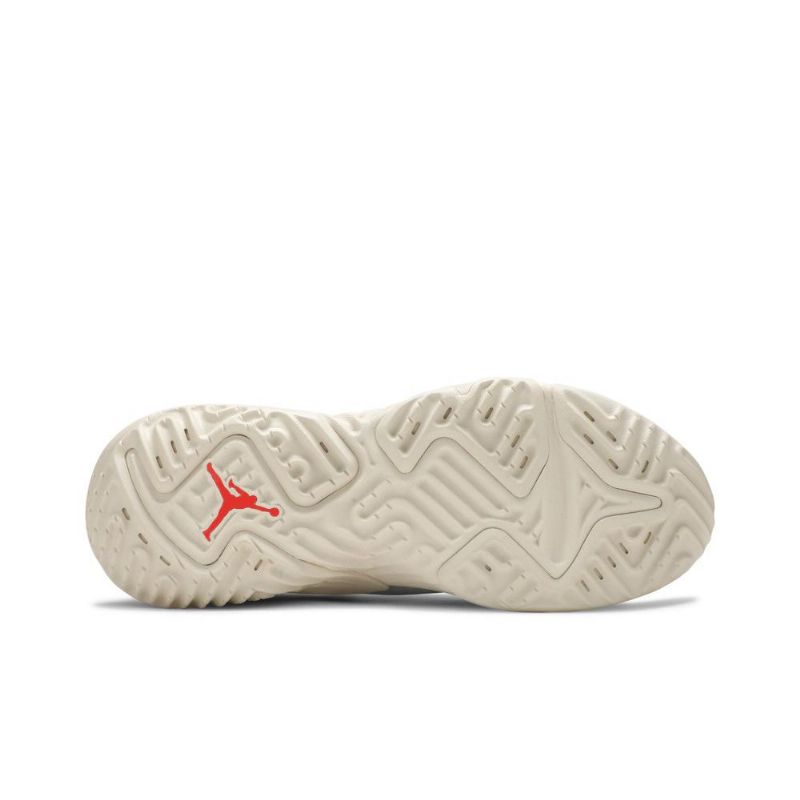 Air Jordan Delta Mid Grå Svart Rød Herresko